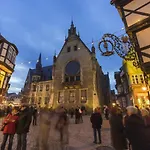 호텔 Regiohotel Quedlinburger Hof - #historischercharme #zentralelage #wellness #freeparking 3*