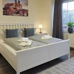 호텔 Regiohotel Quedlinburger Hof - #historischercharme #zentralelage #wellness #freeparking 크베들린부르크