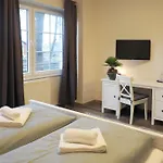 호텔 Regiohotel Quedlinburger Hof - #historischercharme #zentralelage #wellness #freeparking 3*