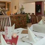 Regiohotel Quedlinburger Hof - #historischercharme #zentralelage #wellness #freeparking