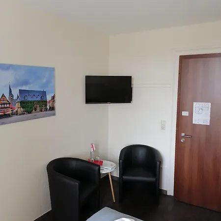 Regiohotel Quedlinburger Hof - #historischercharme #zentralelage #wellness #freeparking 3*