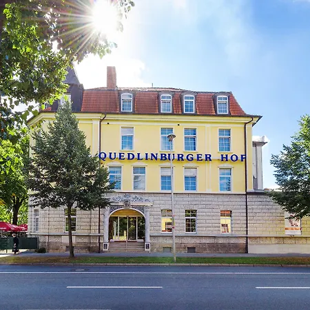 Regiohotel Quedlinburger Hof - #historischercharme #zentralelage #wellness #freeparking