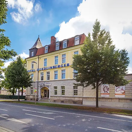 Regiohotel Quedlinburger Hof - #historischercharme #zentralelage #wellness #freeparking 酒店
