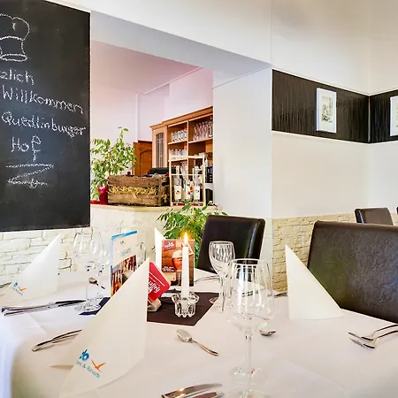 Regiohotel Quedlinburger Hof - #historischercharme #zentralelage #wellness #freeparking 3* Quedlinburg