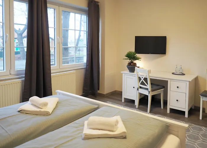 酒店 Regiohotel Quedlinburger Hof - #historischercharme #zentralelage #wellness #freeparking 3*