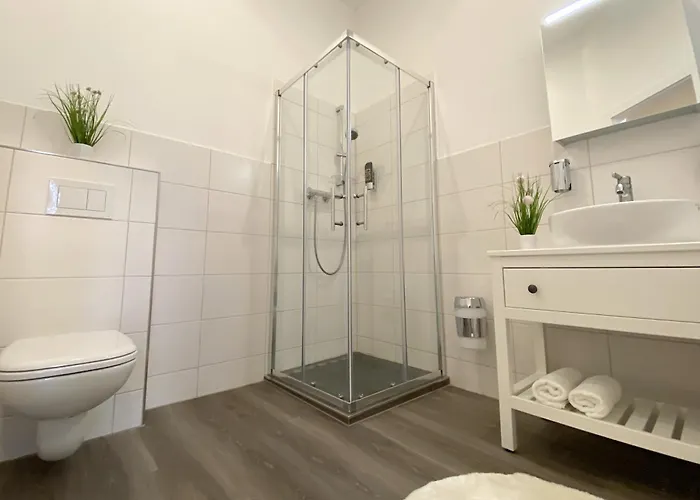 酒店 Regiohotel Quedlinburger Hof - #historischercharme #zentralelage #wellness #freeparking 3*