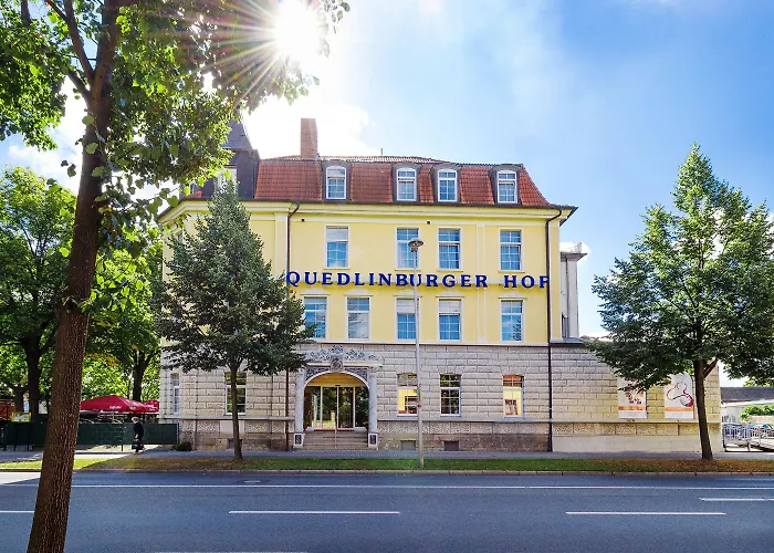 Regiohotel Quedlinburger Hof - #historischercharme #zentralelage #wellness #freeparking