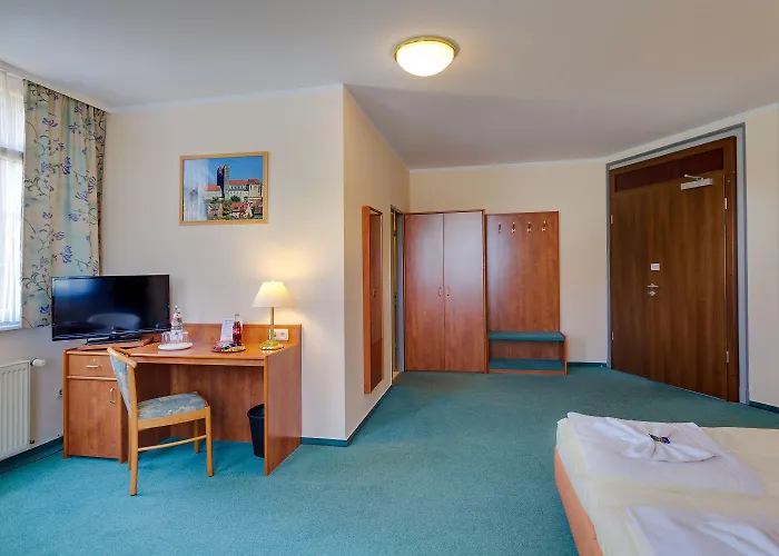 Regiohotel Quedlinburger Hof - #historischercharme #zentralelage #wellness #freeparking