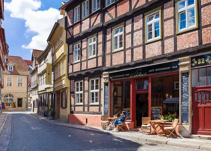 Regiohotel Quedlinburger Hof - #historischercharme #zentralelage #wellness #freeparking